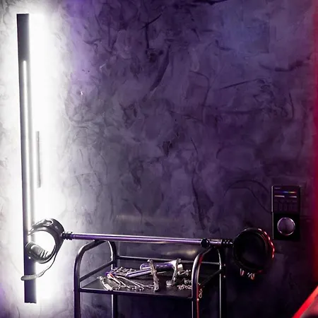 Apartamento No Limits House - Bdsm Red Desire *