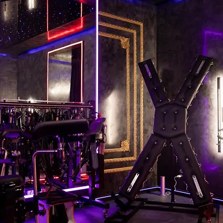 No Limits House - Bdsm Red Desire Apartment