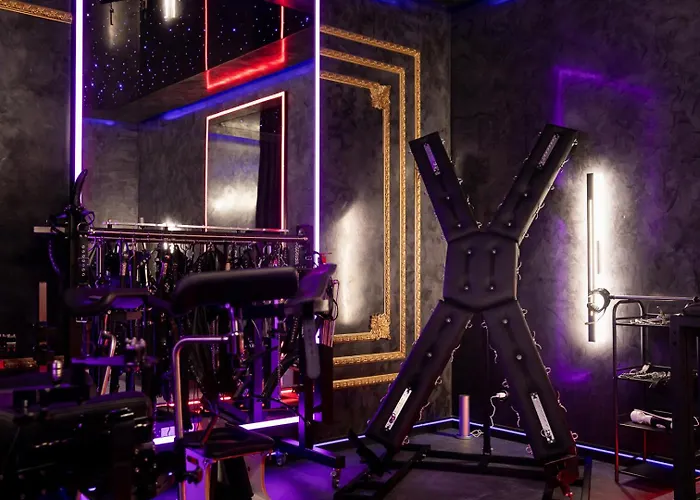 No Limits House - Bdsm Red Desire Apartament