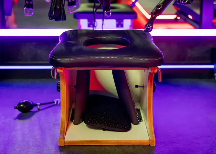 No Limits House - Bdsm Red Desire Warszawa