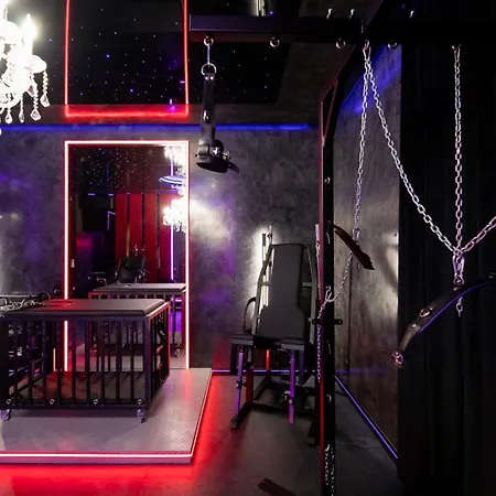 No Limits House - Bdsm Red Desire Apartament Warszawa
